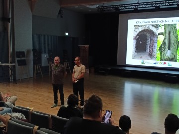 Noc nietoperzy w Zapolicach, 